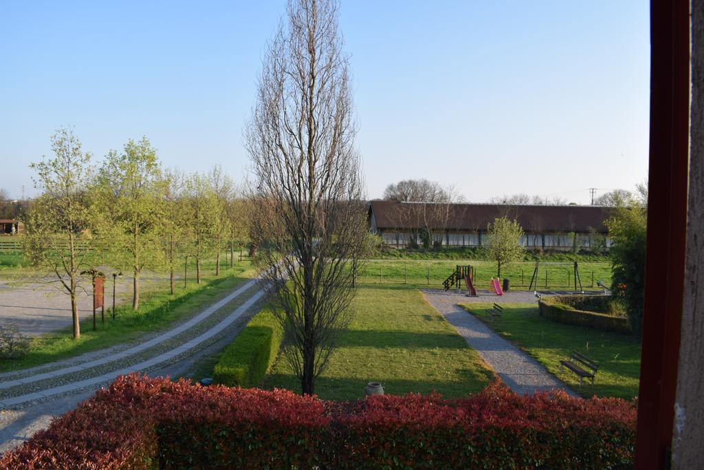 Agriturismo Cà Del Lupo Pallazzolo sullʼOglio Extérieur photo